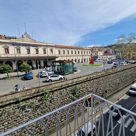 Ari'S Home La Spezia Ngoại thất bức ảnh