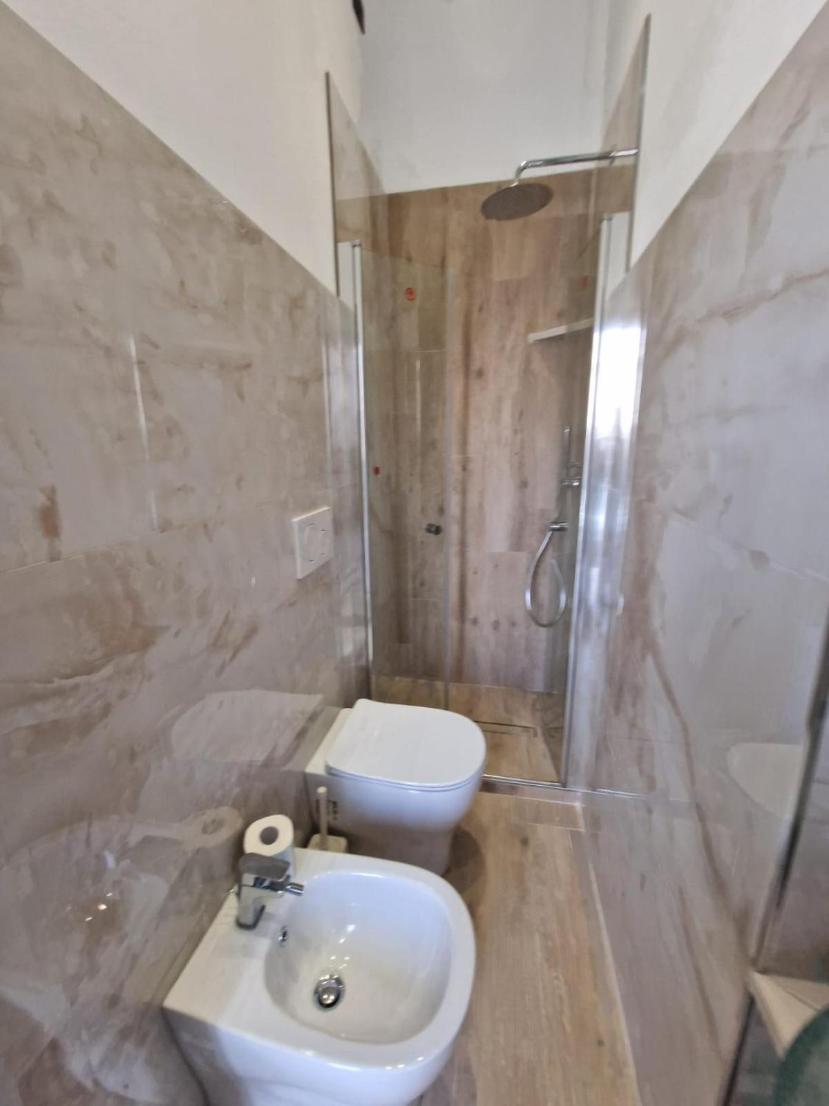 Ari'S Home La Spezia Ngoại thất bức ảnh